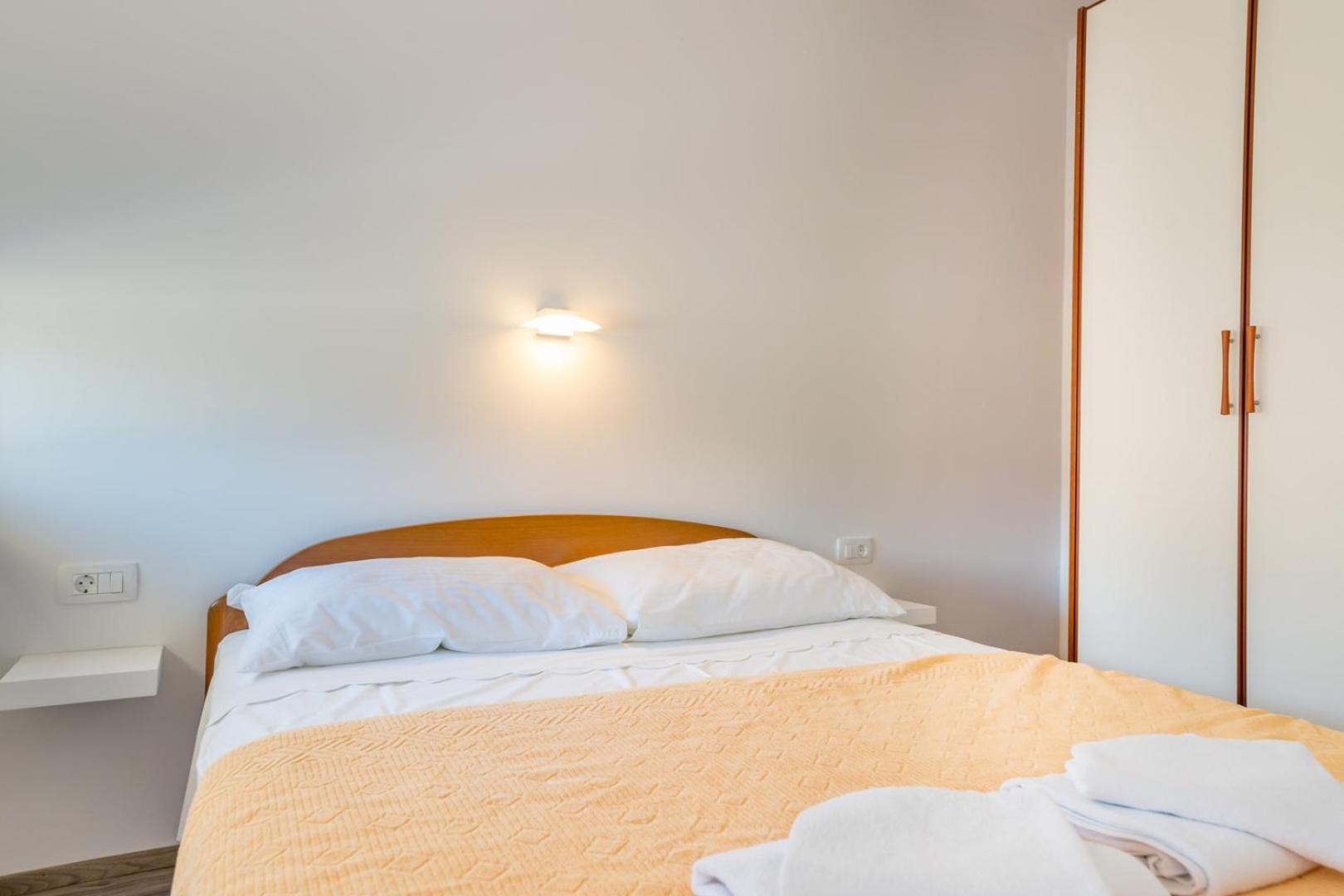 Apartments & Rooms Dekanic باشْكا المظهر الخارجي الصورة